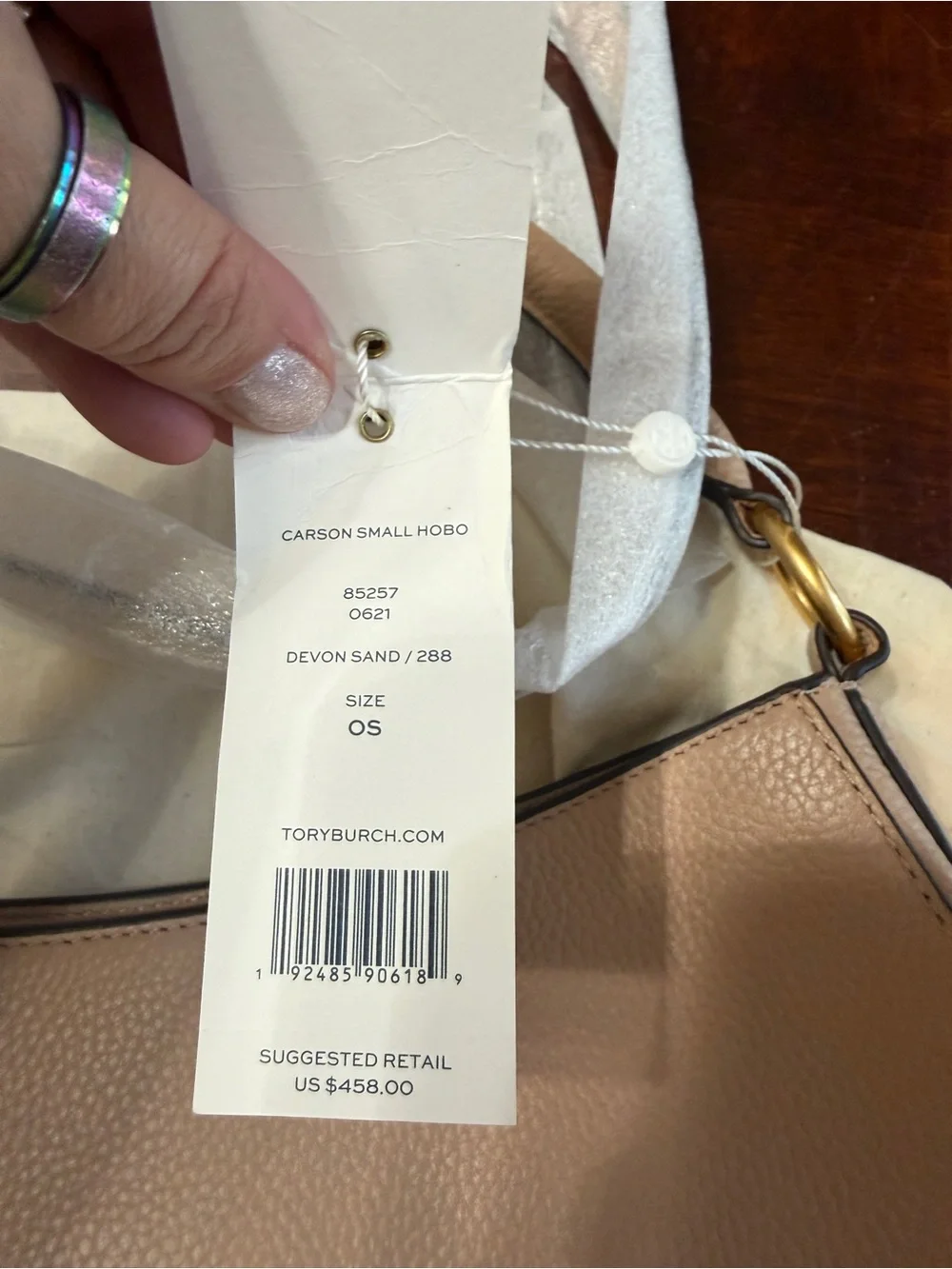 Tory Burch Carson Devon Hobo Crossbody Pebbled Leather Hobo Bag in Sand